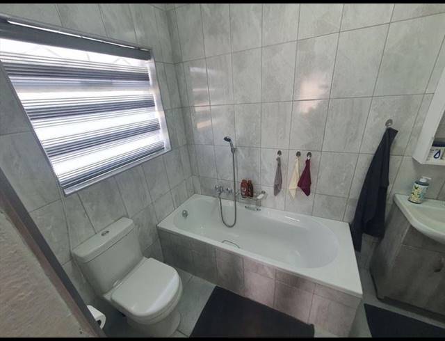 3 BEDROOM HOUSE FOR SALE IN PARKRAND